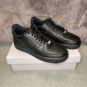 Nike Air Force 1 ‘07 Black